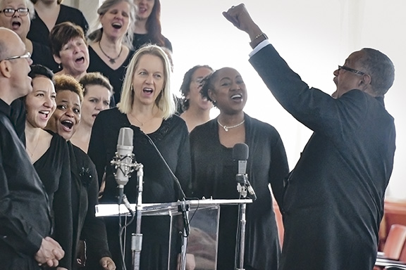 Singers from Baha’i Choir to perform  Handel’s Messiah at Carnegie Hall