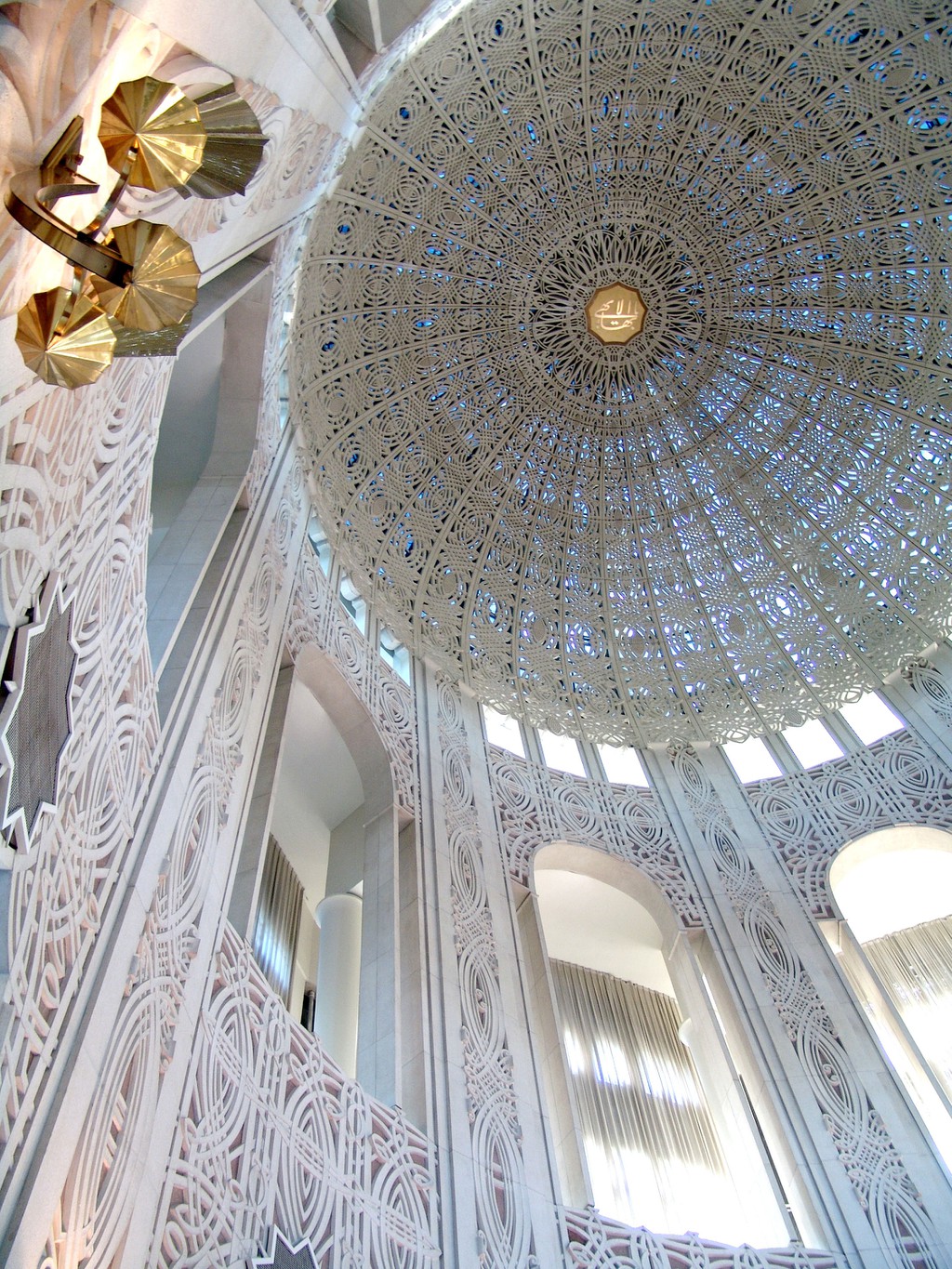 Baha’i House of Worship hosts broadcasts for Twin Holy Birthdays